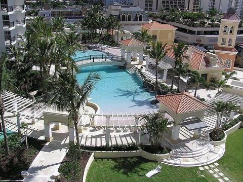 Gold Coast Holiday Accommodation Chevron 7 Nts $900 - 2 Bed Ocean