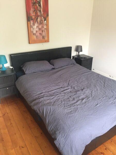 Large fully furnished room for rent in Bentleigh