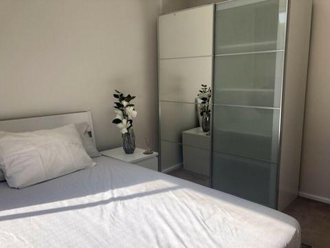 1 private bedroom for rent