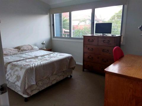 Furnished room in Newcastle $180