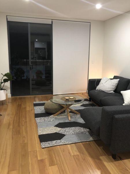 Second Room with own bathroom close to Wolli Creek/Arncliffe Station