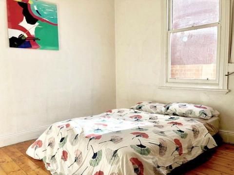 Inner City 1-3 person Room Fully Furnished Bills Included