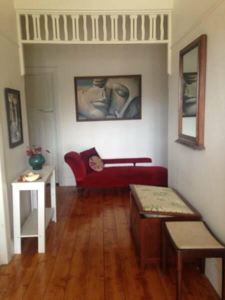 Short Term lease of Beautiful Fully Furnished Room in Coburg