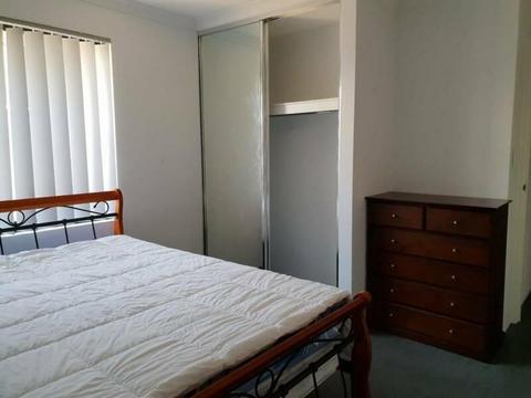 Room for rent in shared house