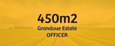 Land in Officer 450m2 with 36m depth