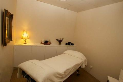 Therapeutic Room for Rent in Boutique Health and Wellbeing Clinic