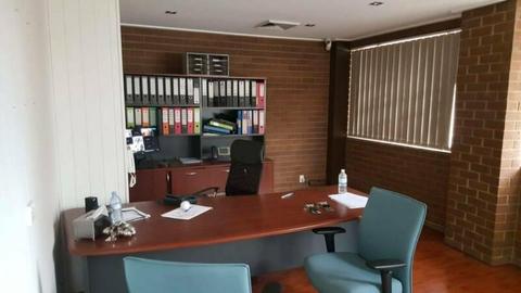 Fully furnished office space for Rent (Seven Hills)