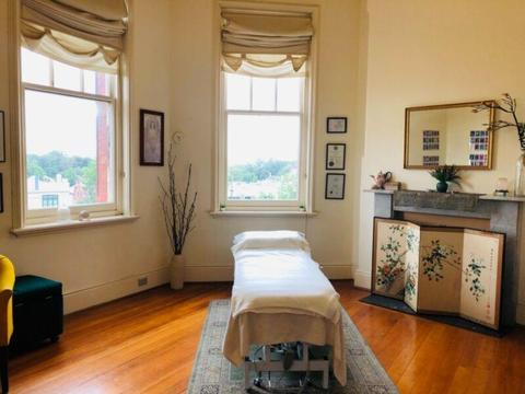 Beautiful clinic consulting room office for rent