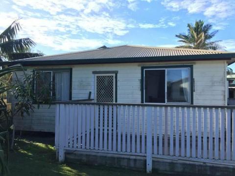 Free House - Timber Beach Shack - Yours to remove. Coffs Coast