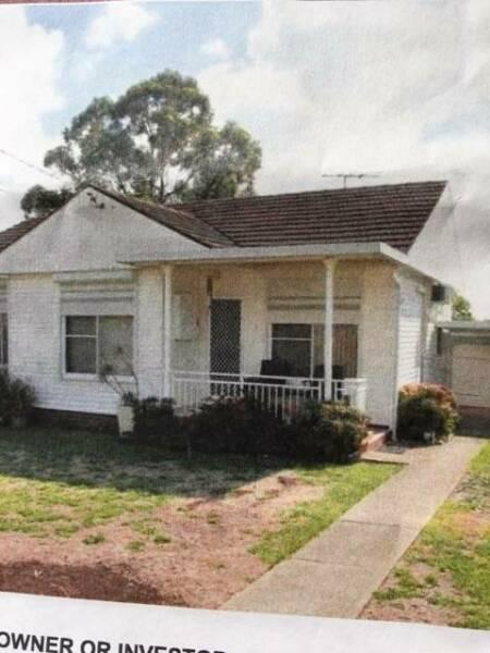 Mt Pritchard 3 bedrooms house, clean, good location