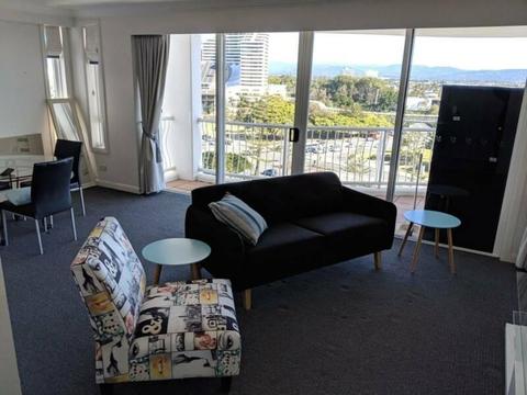 ONE BEDROOM APARMENT IN THE HEART OF BROADBEACH