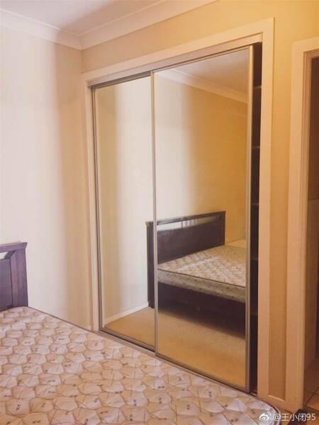 2 bedrooms Unit near Westfield Garden City $410/week