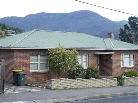 real estate to let 8 Anglesea Street South Hobart