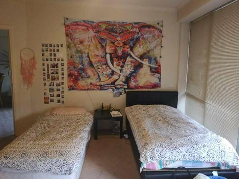 Bedroom in Southbank- 5 min walks to Flinders Street Station