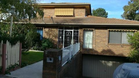 1 Bedroom in share unit - Box Hill South, close to Deakin