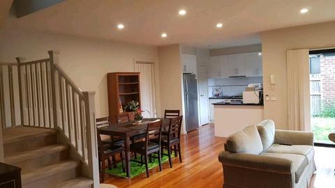 Spacious room/ $160 pw/ available from 24-5-2019