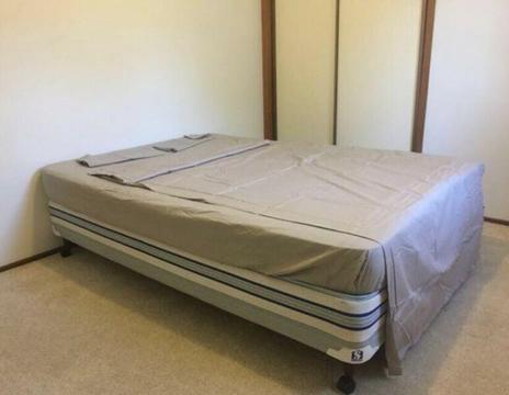 Room for rent at Oxley