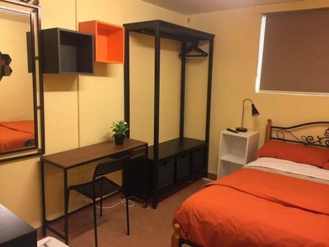 DOUBLE and TWIN ROOM AVAILABLE - GLEBE