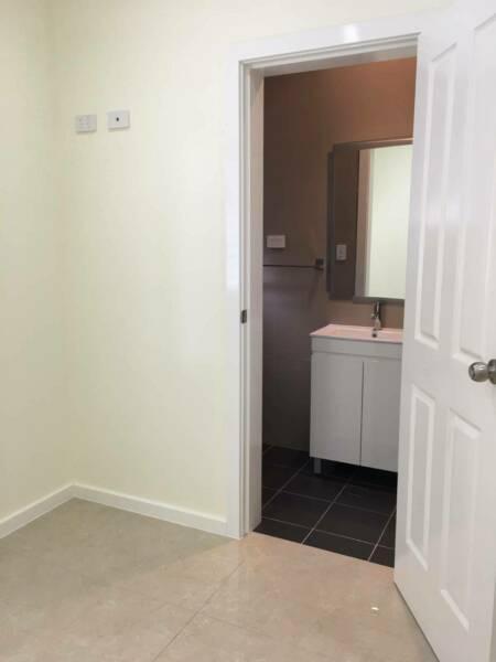 Lidcombe- ensuite room for rent!!!