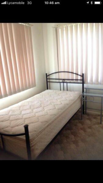 furnished room for rent in Macgregor $125pw with all