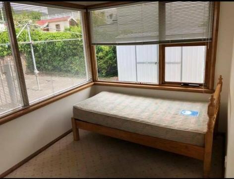 Room for rent close to UTAS - Sandy Bay