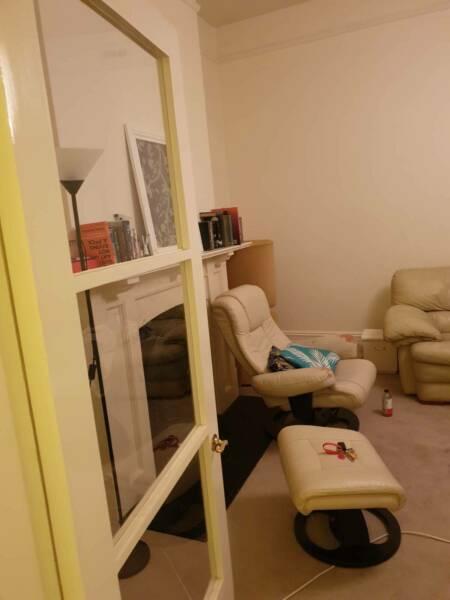Room available in Sandy Bay sharehouse