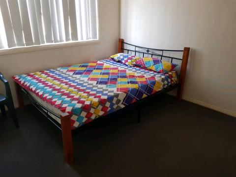 FURNISHED ROOM IS AVAILABLE FOR RENT NEAR WYNDHAM VALE STATION