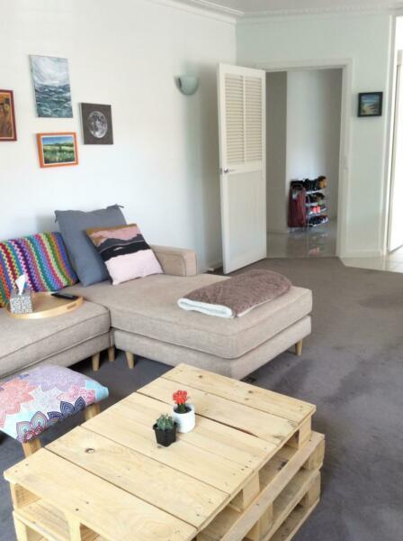Looking for new housemate for gorgeous South Yarra apartment