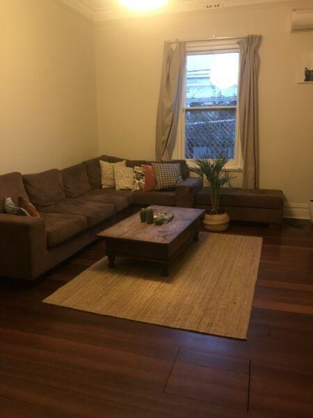 Large Room for rent in ideally located house- Mt Lawley