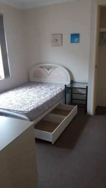 AFFORDABLE FURNISHED ROOM CLOSE TO CURTIN UNI