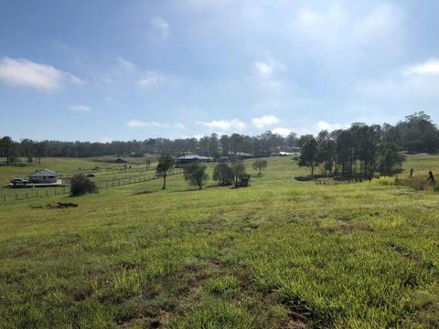 Exclusive Acreage Spot in Chatsworth Only Minutes to Gympie CBD