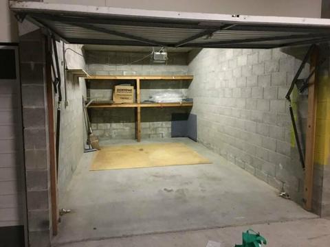 Lockup garage for rent - Kelvin Grove QLD 4059