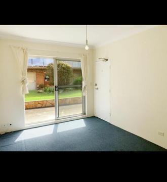 Beautiful One Bed Room Apartment Newtown with Garage Parking