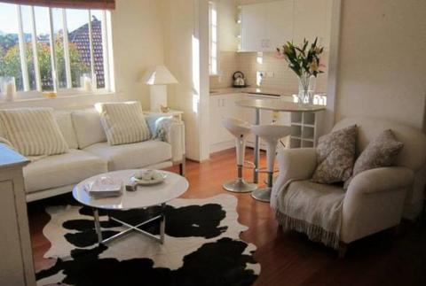 Bondi sun drenched furnished 1 bed apartment