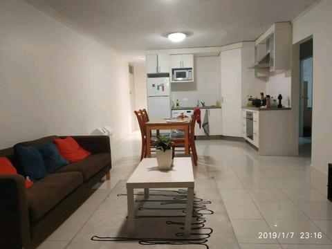 3 BHK apartment for rent within 50 meters of UQ