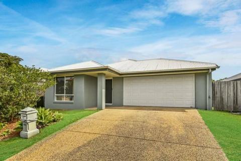 FOUR BEDROOM FAMILY HOME IN SIPPY DOWNS - BREAK LEASE