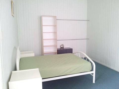 Large self contained one bedroom unit, bills included