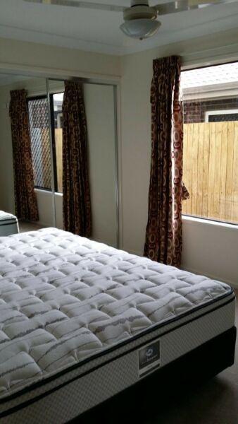 Fully furnished room with en-suite available