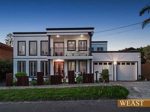 Beautiful Property in Parkdale Victoria