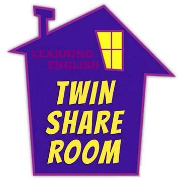 Share House with English Teachers