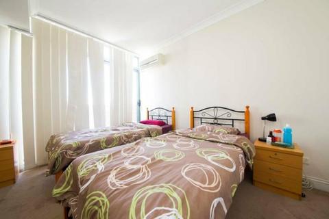ROOM SHARE IN ULTIMO - LOOKING FOR MALE ROOM MATE