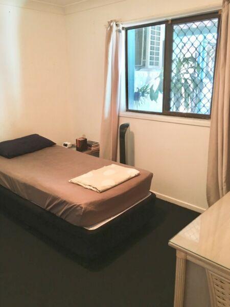 Single room avaible from 9 of may to 1 of june