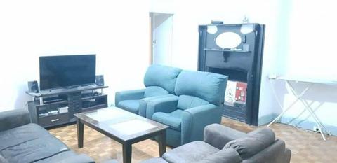Room sharing in Granville near to station 130/week including bill