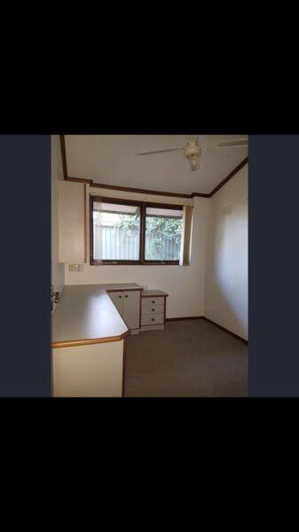 Room for rent. Bellevue Heights. Most bills included. Fully furnished