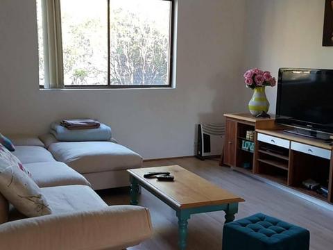 Room with private bathroom in Randwick