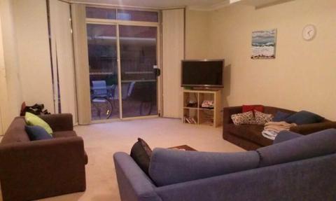Furnished room in a sharehouse in Eastern Suburbs
