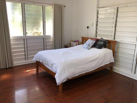 Room to rent in elevated house Larrakeyah