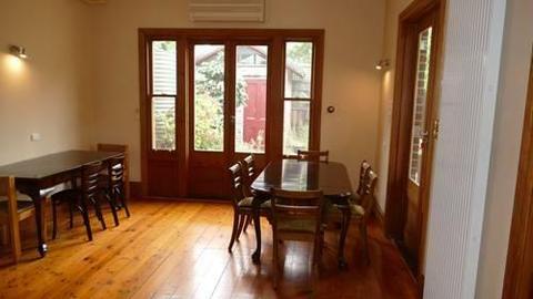 BEAUTIFUL DOUBLE/TWIN ROOM IN MAGNIFICENT SHARE HOUSE!