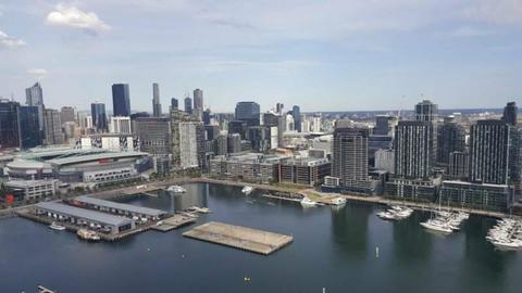 (Docklands) Luxury, ocean view master room for couple