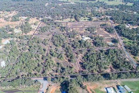 Property for sale 5 aces in Gidgegannup 15 mins to midland